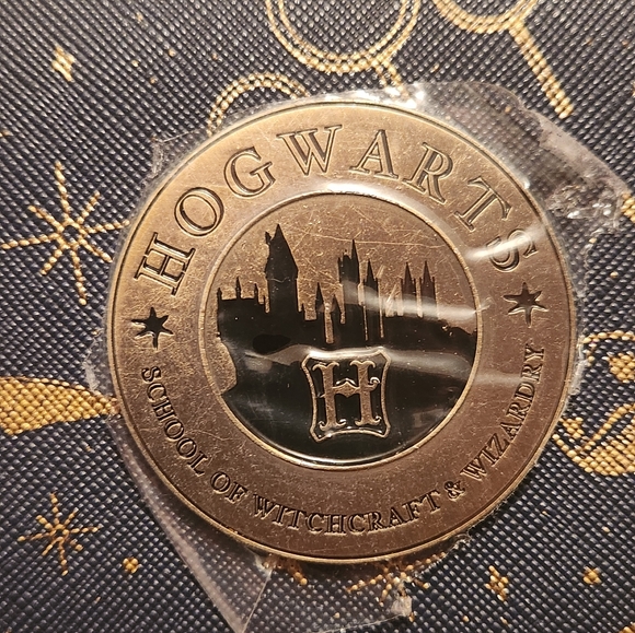 Harry Potter Blue Snitch Stars Backpack - Picture 3 of 8